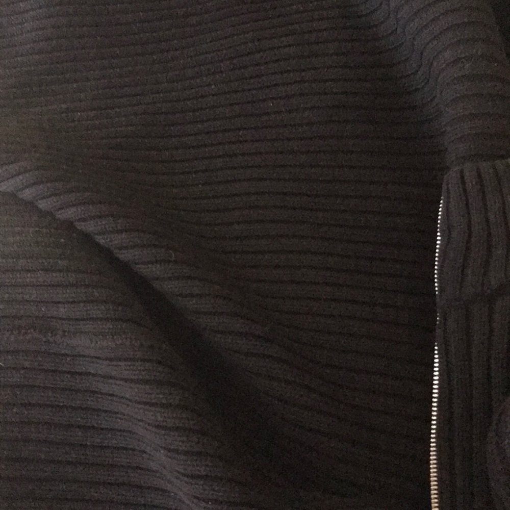 Black jacket - Picture 2 of 2